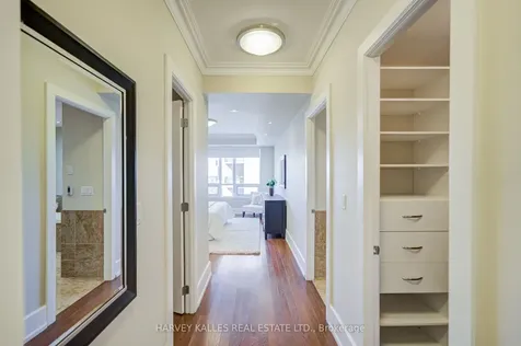 660 Sheppard Avenue E Toronto ON M2K 3E5