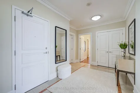 660 Sheppard Avenue E Toronto ON M2K 3E5