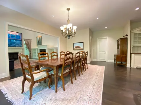 8 Crete Court Toronto ON M3C 2N6