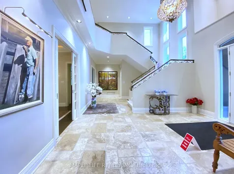 8 Crete Court Toronto ON M3C 2N6