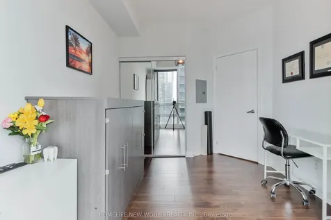 16 Yonge Street Toronto ON M5E 2A3