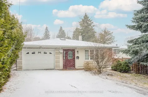 18 Doverwood Court Toronto ON M2M 2G7