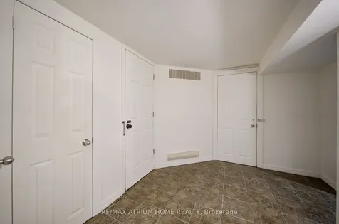 18 Doverwood Court Toronto ON M2M 2G7
