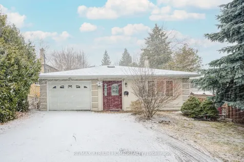 18 Doverwood Court Toronto ON M2M 2G7