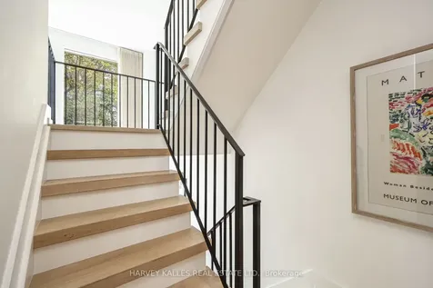 240 Broadway Avenue Toronto ON M4P 1V9