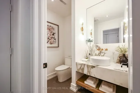 240 Broadway Avenue Toronto ON M4P 1V9