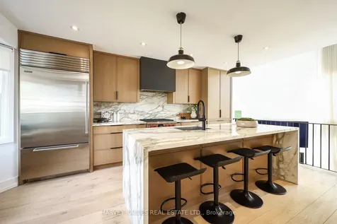 240 Broadway Avenue Toronto ON M4P 1V9