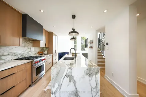 240 Broadway Avenue Toronto ON M4P 1V9