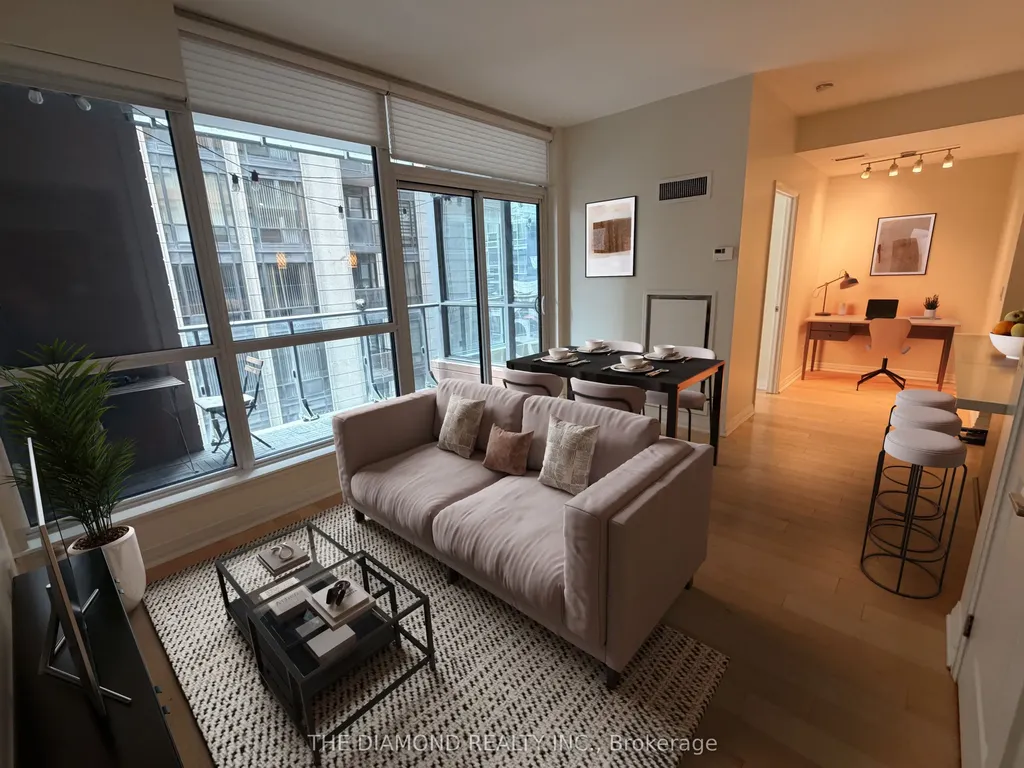 8 Mercer Street Toronto ON M5V 0C4