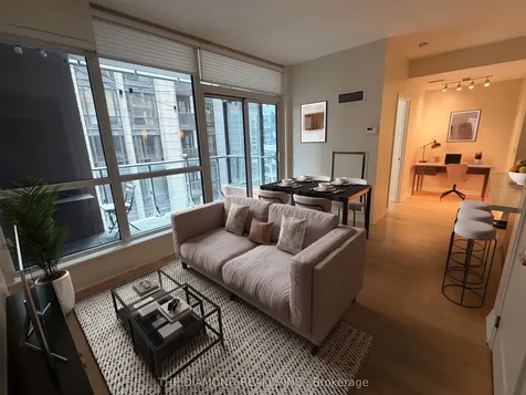 8 Mercer Street Toronto ON M5V 0C4