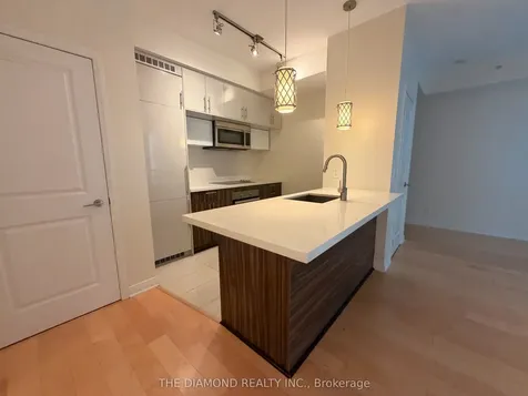 8 Mercer Street Toronto ON M5V 0C4
