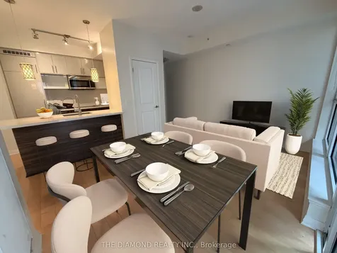 8 Mercer Street Toronto ON M5V 0C4