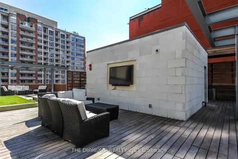 8 Mercer Street Toronto ON M5V 0C4