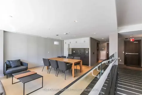 8 Mercer Street Toronto ON M5V 0C4