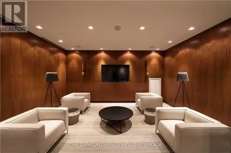 8 Mercer Street Toronto ON M5V 0C4