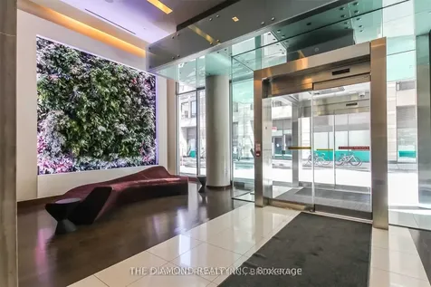 8 Mercer Street Toronto ON M5V 0C4