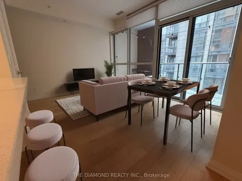 8 Mercer Street Toronto ON M5V 0C4