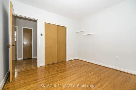 44 Tinder Crescent Toronto ON M4A 1L3