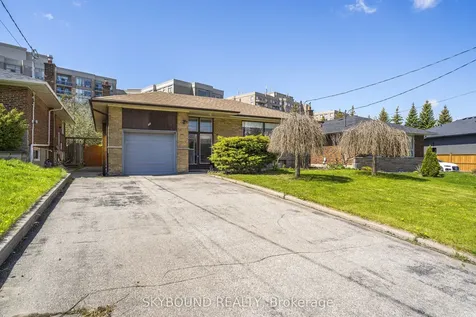 44 Tinder Crescent Toronto ON M4A 1L3