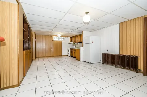 44 Tinder Crescent Toronto ON M4A 1L3