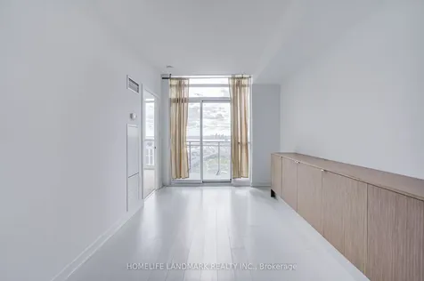 21 Iceboat Terrace Toronto ON M5V 4A9
