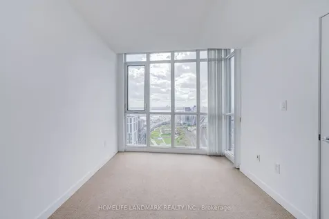 21 Iceboat Terrace Toronto ON M5V 4A9