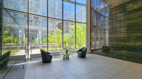 21 Iceboat Terrace Toronto ON M5V 4A9
