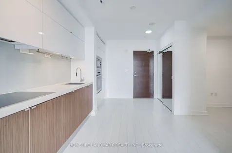 21 Iceboat Terrace Toronto ON M5V 4A9