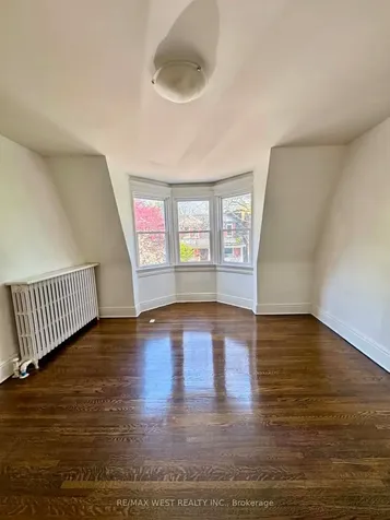 91 Olive Avenue Toronto ON M6G 1V2