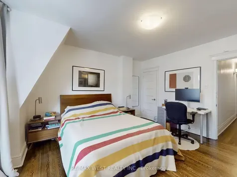 91 Olive Avenue Toronto ON M6G 1V2