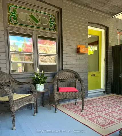 91 Olive Avenue Toronto ON M6G 1V2