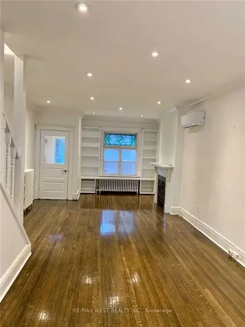 91 Olive Avenue Toronto ON M6G 1V2