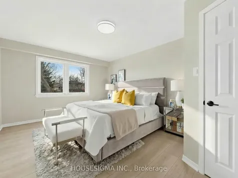 423 Connaught Avenue Toronto ON M2R 2M4