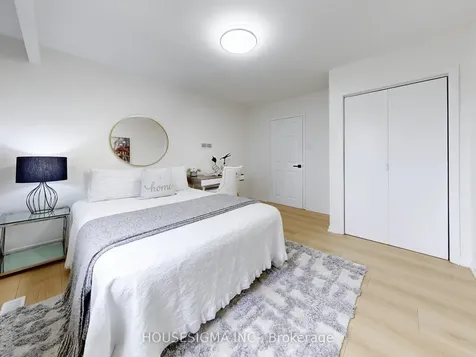 423 Connaught Avenue Toronto ON M2R 2M4