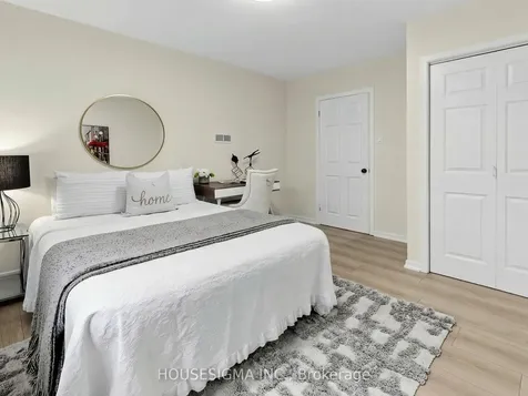 423 Connaught Avenue Toronto ON M2R 2M4