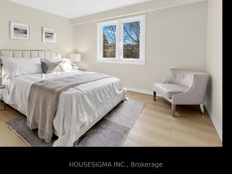 423 Connaught Avenue Toronto ON M2R 2M4