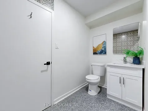 423 Connaught Avenue Toronto ON M2R 2M4
