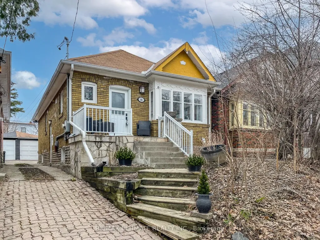 46 Lorindale Avenue Toronto ON M5M 3C2