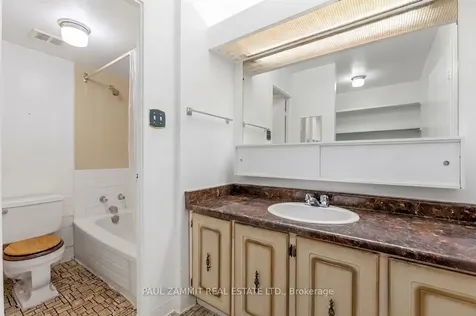 4001 Don Mills Road Toronto ON M2H 3J8