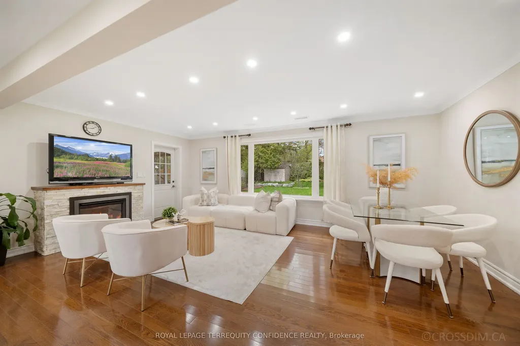 12 Finchurst Drive Toronto ON M2R 1K9