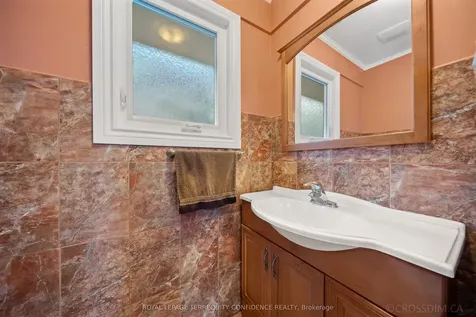12 Finchurst Drive Toronto ON M2R 1K9