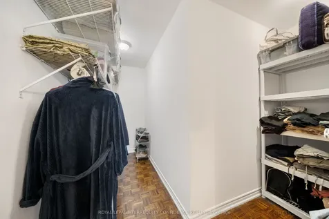 12 Finchurst Drive Toronto ON M2R 1K9