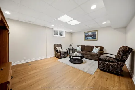 12 Finchurst Drive Toronto ON M2R 1K9