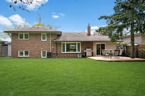 12 Finchurst Drive Toronto ON M2R 1K9