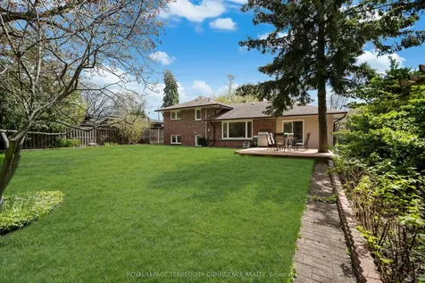12 Finchurst Drive Toronto ON M2R 1K9