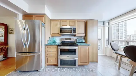 880 Grandview Way Toronto ON M2N 7B2
