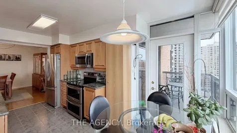 880 Grandview Way Toronto ON M2N 7B2