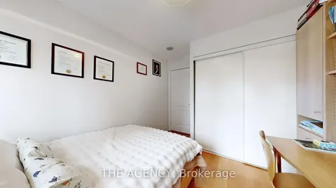 880 Grandview Way Toronto ON M2N 7B2