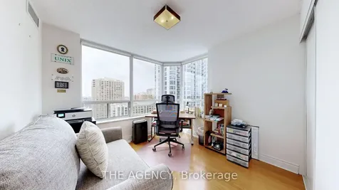 880 Grandview Way Toronto ON M2N 7B2