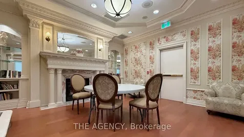 880 Grandview Way Toronto ON M2N 7B2